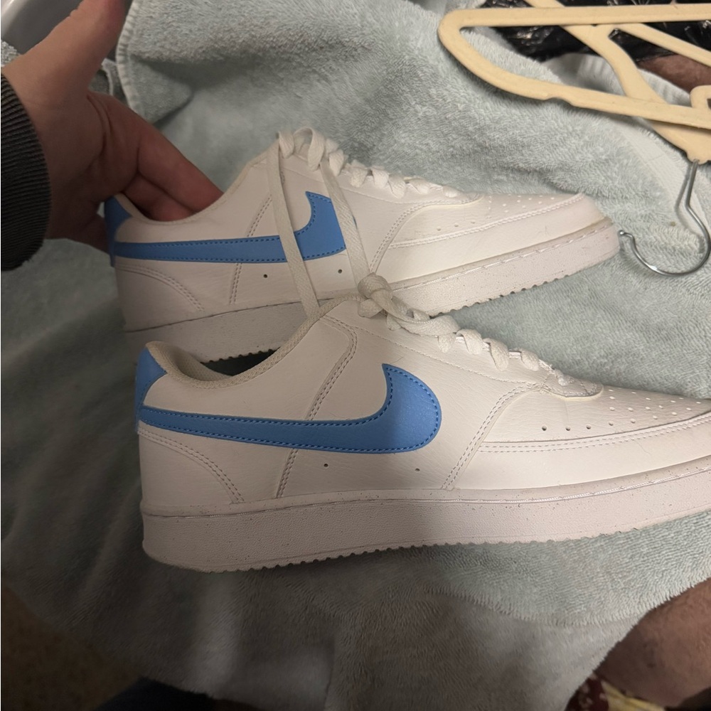 Nike White and Blue Sneakers